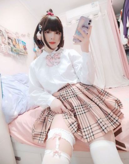 少妇高潮a片特黄高清美女跳舞_BD手机免费观看完整
